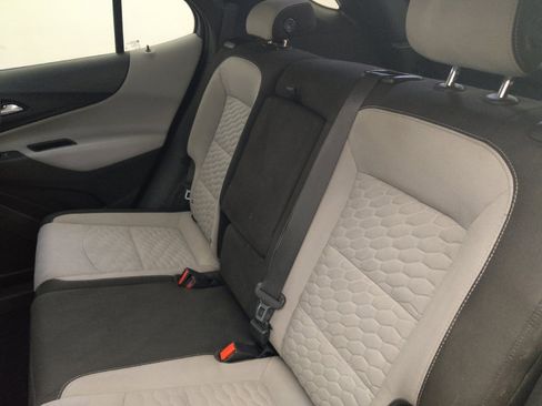 Used 2019 Chevrolet Equinox LS w/ LS Convenience Package FWD image 18