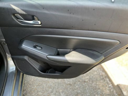 Used 2020 Nissan Altima 2.5 S w/ Driver Assist Package FWD image 21