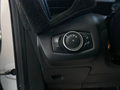 Used 2019 Ford Escape SE image 20