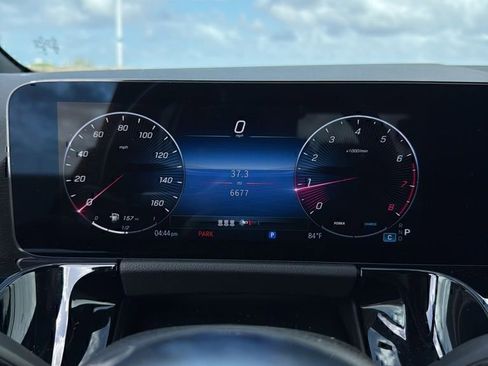 New 2025 Mercedes-Benz GLA 250 image 7