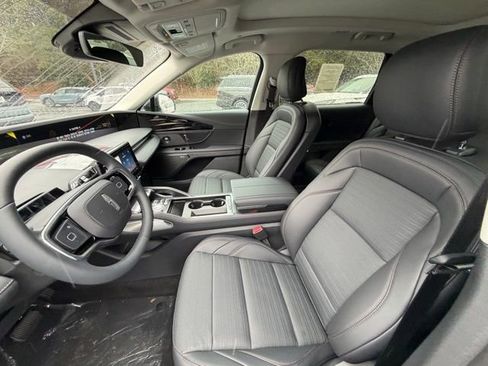 New 2026 Lincoln Nautilus Reserve w/ Jet Appearance Package image 15