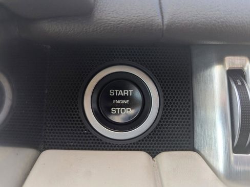 Used 2016 Land Rover Range Rover Supercharged image 23