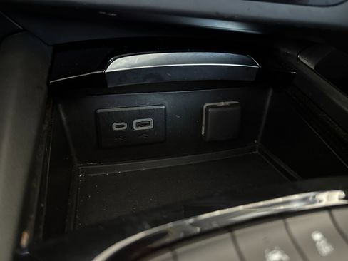 Used 2023 Buick Envision Preferred image 26