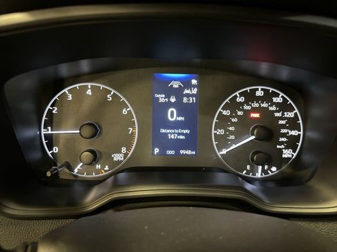 Used 2025 Toyota Corolla LE image 16