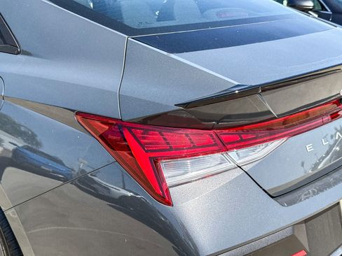 Certified 2025 Hyundai Elantra SEL image 8