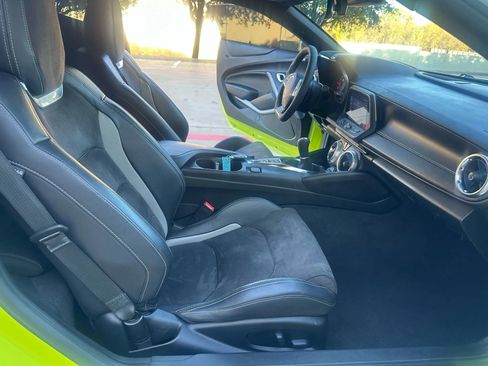 Used 2020 Chevrolet Camaro SS image 17