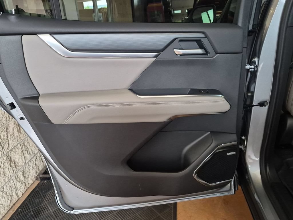 New 2026 GMC Acadia Elevation w/ Black Edition AWD/4WD image 22