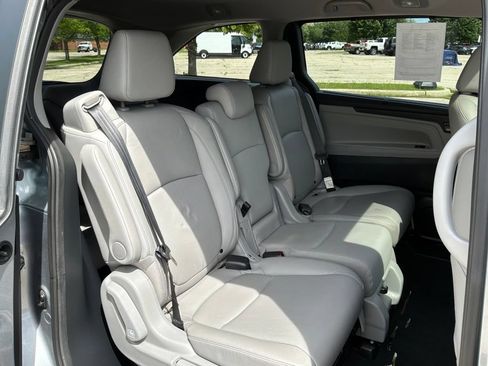 Used 2023 Honda Odyssey EX-L image 26