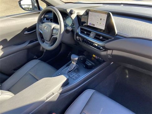 Used 2024 Lexus UX 250h AWD w/ Premium Package image 27