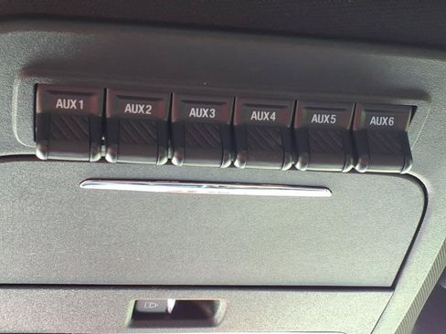 Used 2025 Ford F150 Raptor AWD/4WD image 22