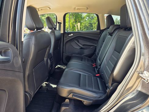 Used 2018 Ford Escape Titanium image 12