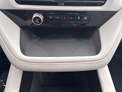 New 2026 Ford Explorer Active w/ Active Comfort Package image 15