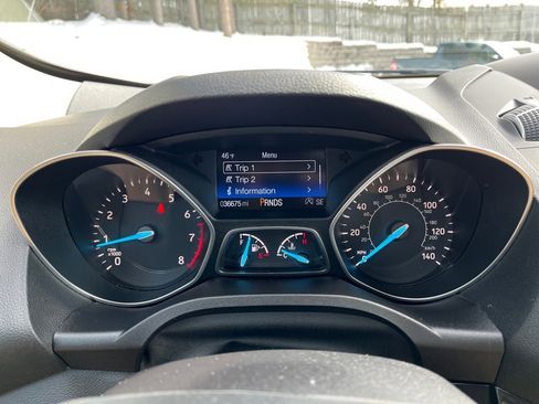 Used 2019 Ford Escape Titanium w/ U9j03 - Titanium Tow Package image 15