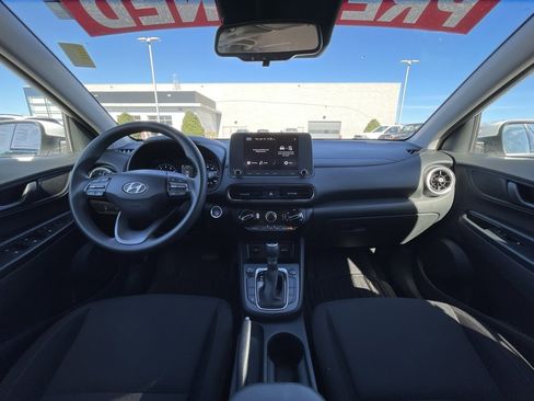 Used 2022 Hyundai Kona SEL image 28