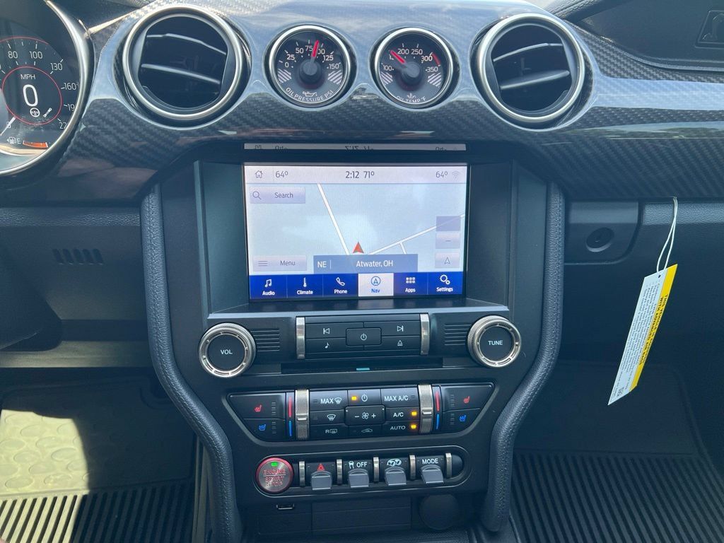 Used 2020 Ford Mustang Shelby GT500 w/ Technology Package RWD image 6