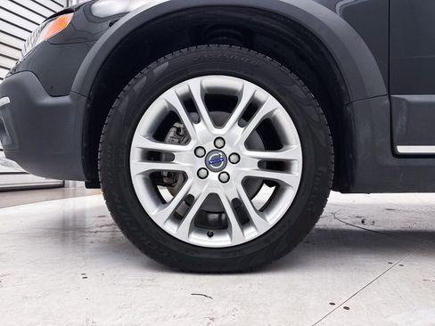 Used 2016 Volvo XC70 T5 Premier w/ Convenience Package image 11