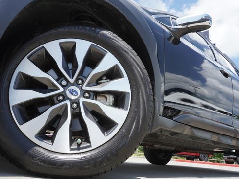 Used 2025 Subaru Outback Touring XT AWD/4WD image 11