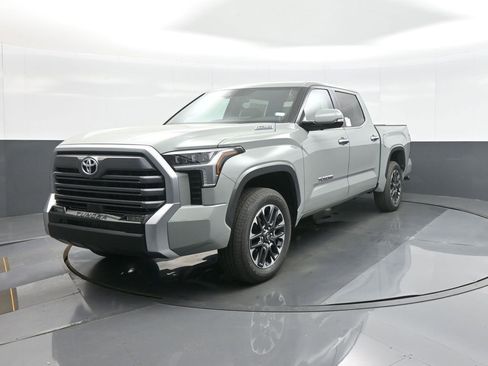 New 2026 Toyota Tundra Limited AWD/4WD image 4