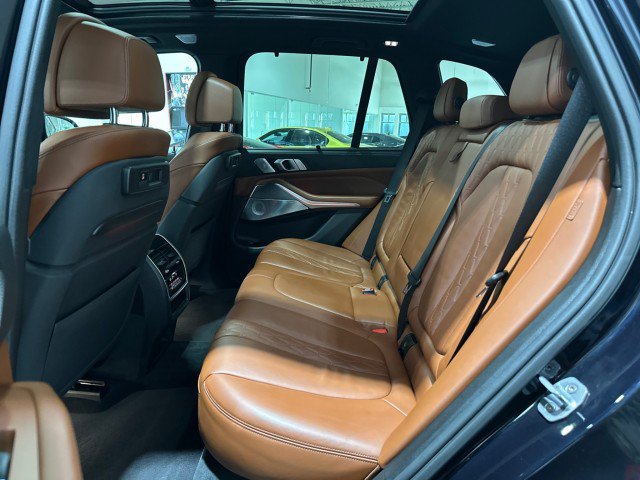 Used 2019 BMW X5 xDrive50i w/ M Sport Package AWD/4WD image 43