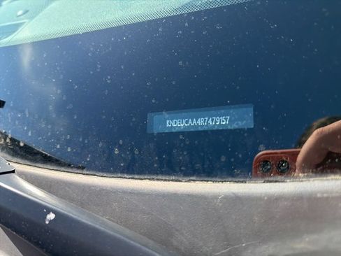 Certified 2024 Kia Seltos S AWD/4WD image 17