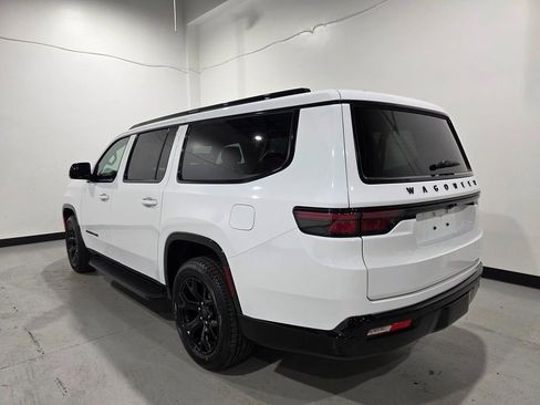 New 2025 Jeep Wagoneer L Series II w/ Convenience Group I AWD/4WD image 39