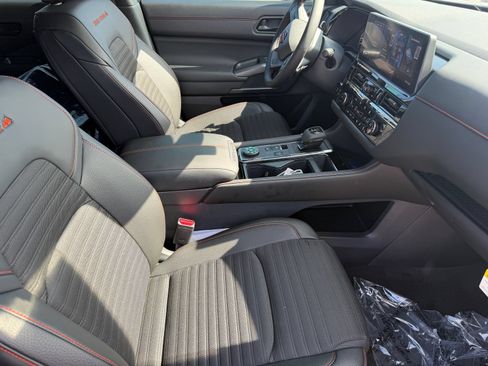 New 2026 Nissan Pathfinder Rock Creek AWD/4WD image 11