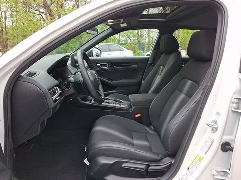 Certified 2025 Honda Civic Sport image 13