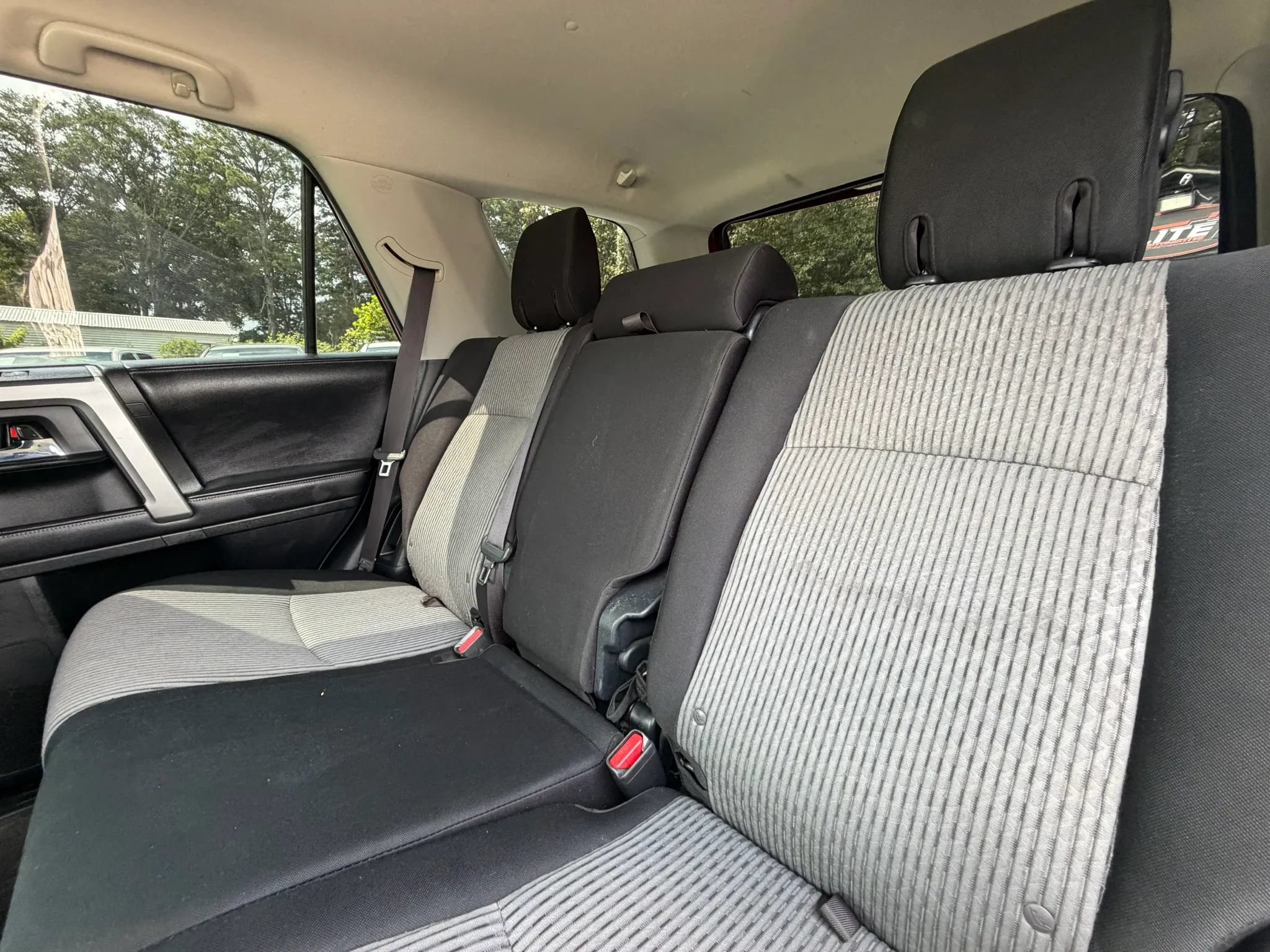 Used 2017 Toyota 4Runner SR5 RWD image 20