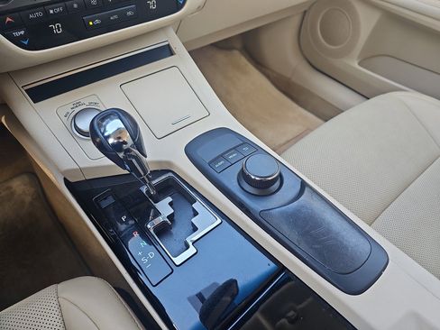 Used 2015 Lexus ES 350 FWD image 23