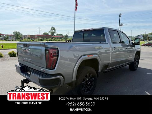 Used 2024 GMC Sierra 3500 AT4 w/ AT4 Premium Plus Package AWD/4WD image 17