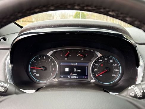 Used 2023 Chevrolet Traverse RS image 10