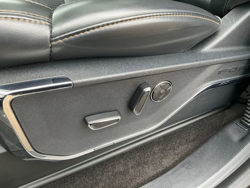 Used 2022 Ford F150 Platinum w/ Equipment Group 701A High image 19