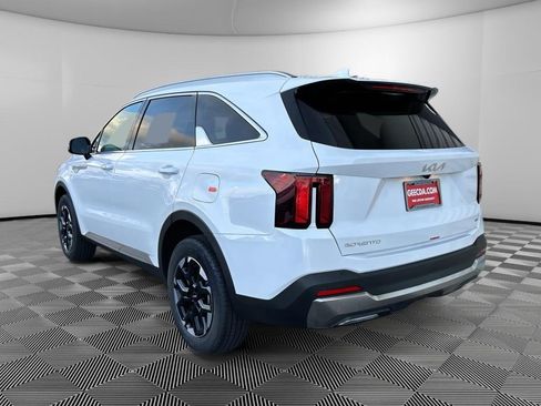 New 2026 Kia Sorento S w/ S Panoramic Sunroof Package image 6