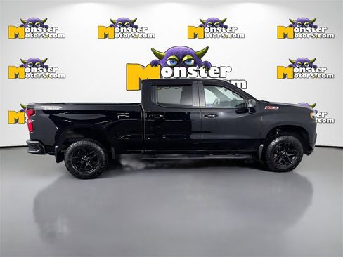 Used 2022 Chevrolet Silverado 1500 LT Trail Boss w/ Bed Protection Package image 4
