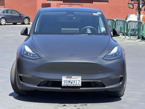 Used 2025 Tesla Model Y Long Range AWD/4WD image 6