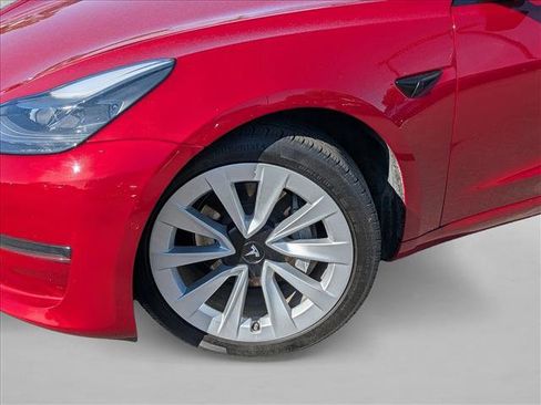 Used 2021 Tesla Model 3 Standard Range Plus RWD image 10