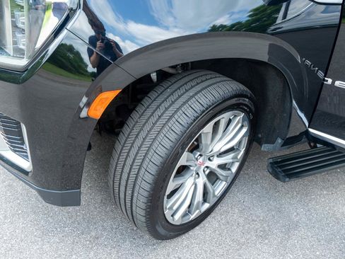 Used 2021 GMC Yukon XL Denali AWD/4WD image 37