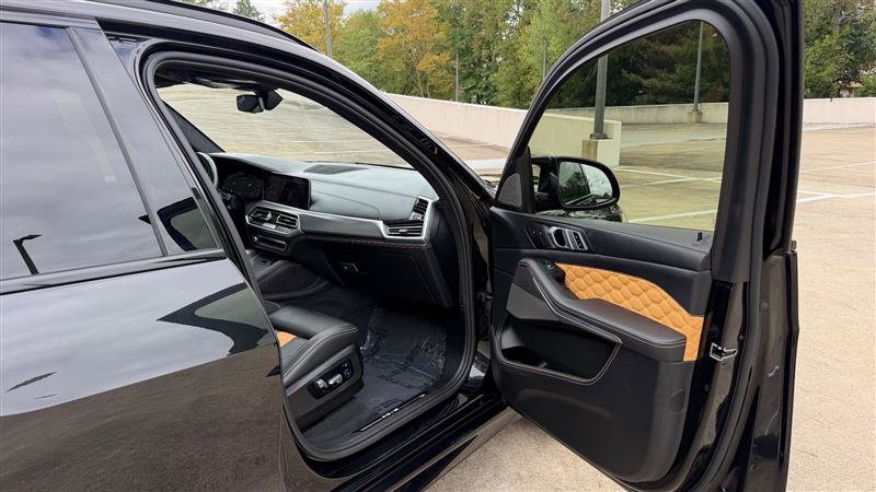 Used 2021 BMW X5 M Competition w/ Premium Package AWD/4WD image 54