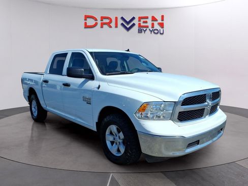 Used 2023 RAM 1500 Classic SLT w/ Electronics Group image 9
