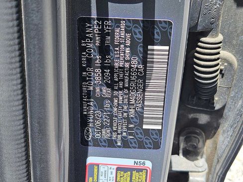 Used 2024 Hyundai Elantra SEL FWD image 31
