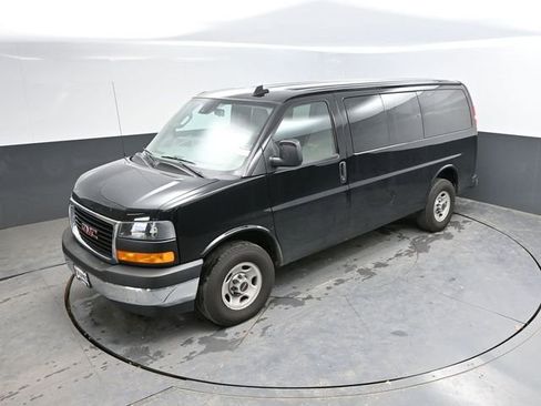 Used 2025 GMC Savana 2500 LT w/ LT Preferred Equipment Group RWD image 38