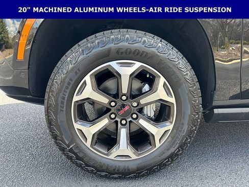 New 2026 GMC Yukon XL AT4 Ultimate image 12