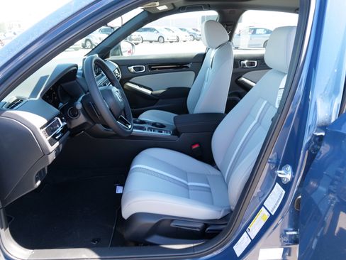 New 2026 Honda Civic Sport image 16