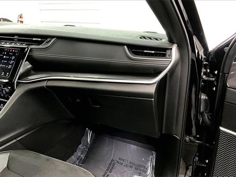 Used 2022 Jeep Grand Cherokee Altitude image 15