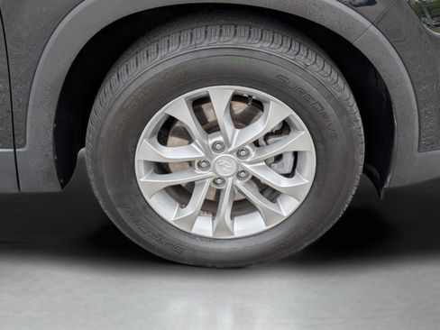 Used 2019 Hyundai Santa Fe SEL image 25