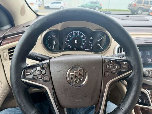 Used 2014 Buick LaCrosse Premium FWD image 36