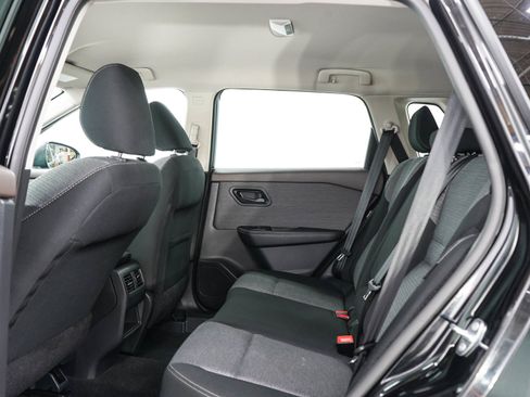 Used 2021 Nissan Rogue S AWD/4WD image 14