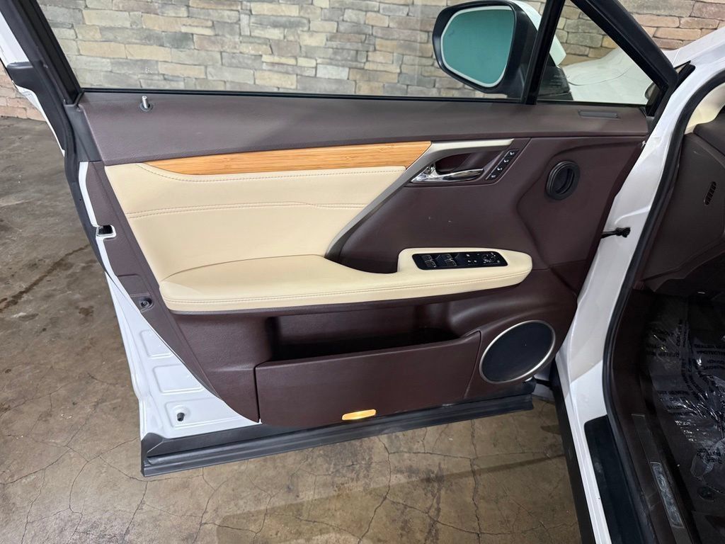 Used 2018 Lexus RX 350L AWD image 11
