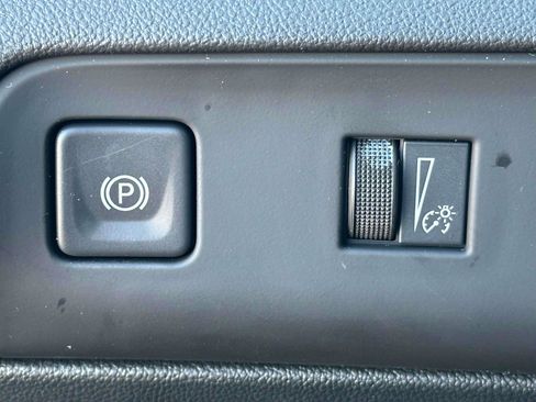 Used 2024 Buick Enclave Essence w/ Experience Buick Package image 19