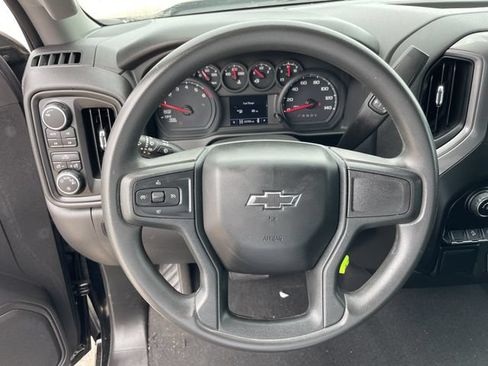 Used 2022 Chevrolet Silverado 1500 Custom Trail Boss w/ LPO, Dark Essentials Package AWD/4WD image 12